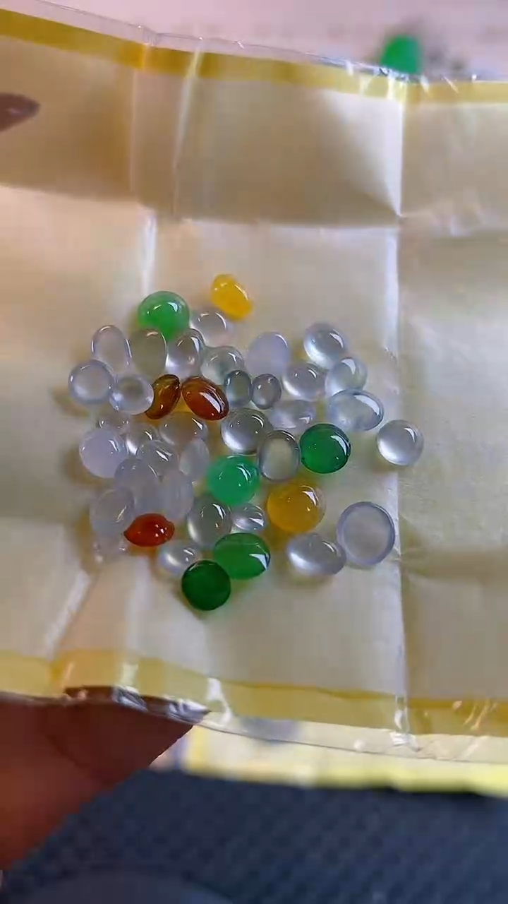 【闪购商品】翡翠耳饰未镶嵌天然A货翡翠180