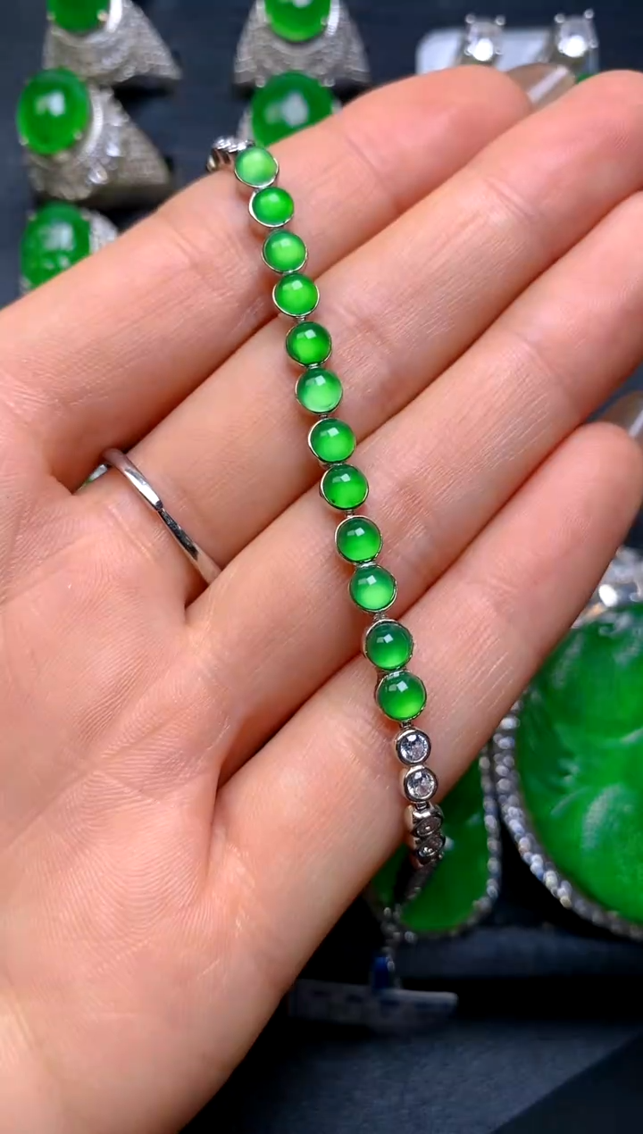 【闪购商品】翡翠手链银S925镶嵌蛋面手链