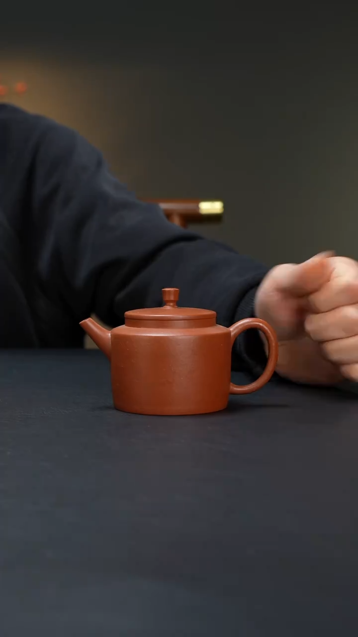 茶壶紫砂老朱泥全手工折肩宫灯壶