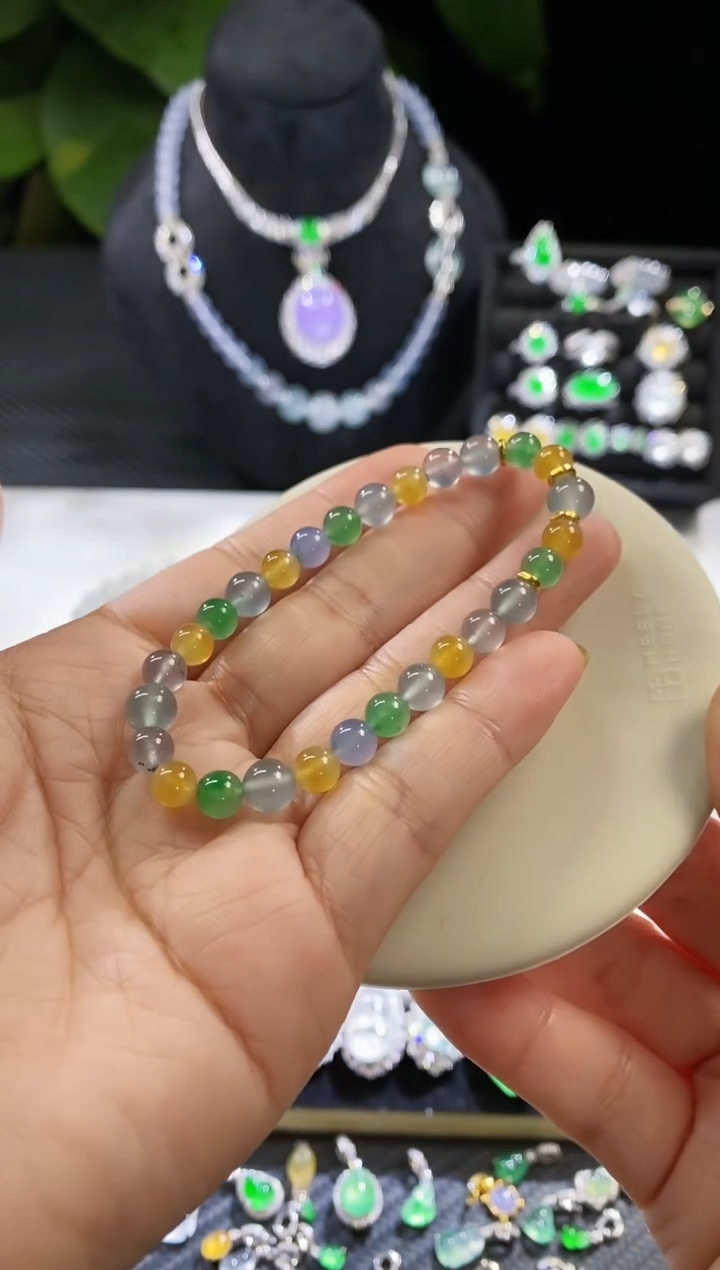【闪购商品】翡翠摆件未镶嵌手串