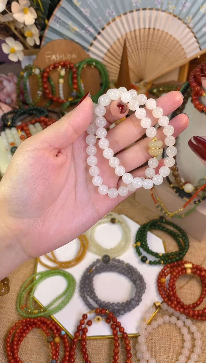 【闪购商品】和田玉双圈18K金镶嵌白玉