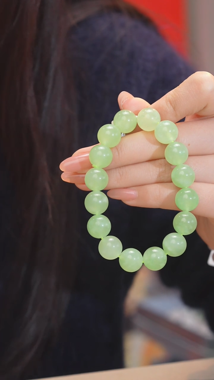 【闪购商品】和田玉手串未镶嵌翠青 卡12@@P8512