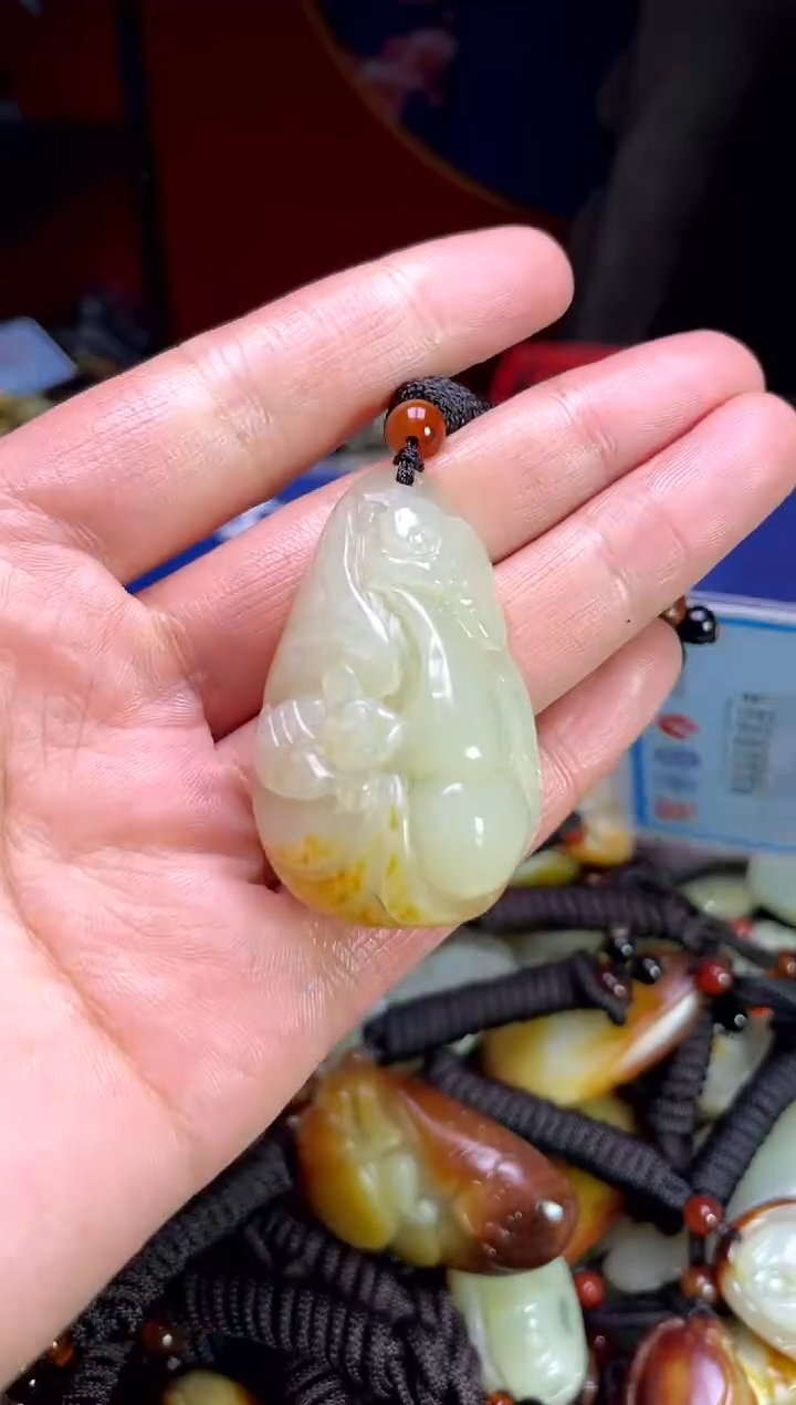 【闪购商品】和田玉颈饰未镶嵌123