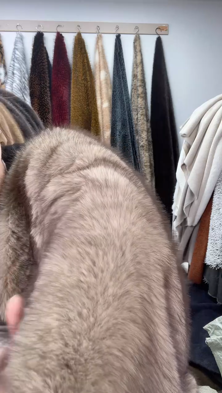 狐狸毛A102尺寸1.9*2