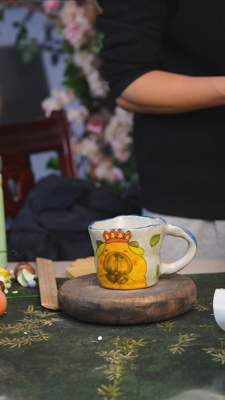 【闪购商品】3景德镇釉下彩油画小花瓶173