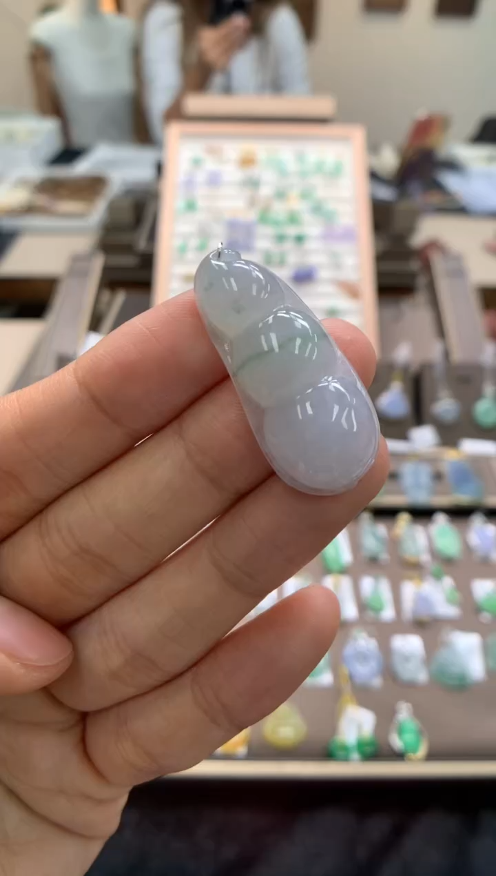 颈饰未镶嵌翡翠豆子