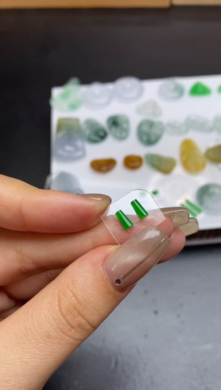 【闪购商品】定制翡翠未镶嵌翡翠毛货~