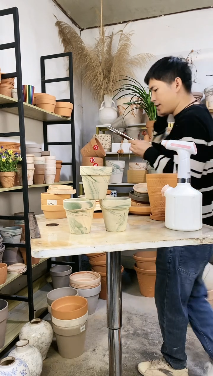 【闪购商品】红陶10*10绿白陶 3盆无托