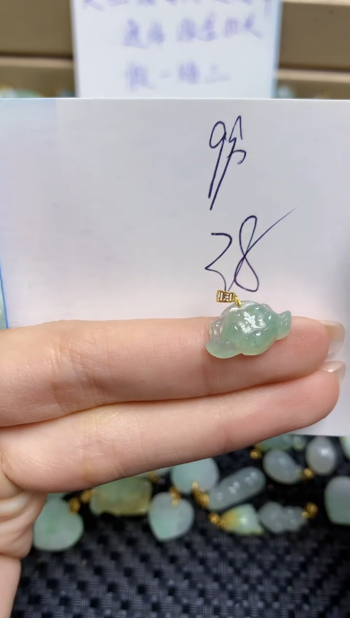 【闪购商品】翡翠颈饰18K金镶嵌天然缅甸A货翡翠