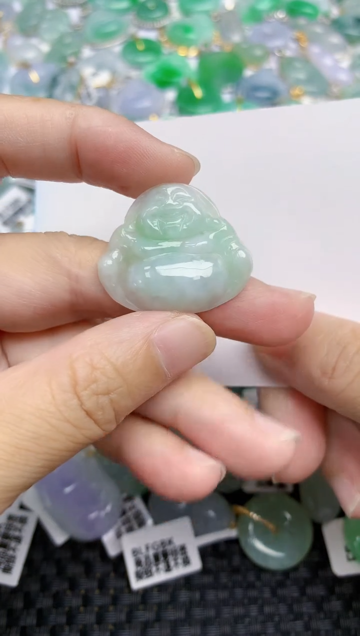 翡翠未镶嵌颈饰天然翡翠A货