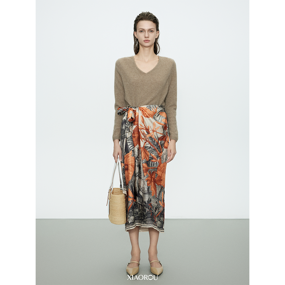 XIAOROU/小柔WZ2318 静奢风clean fit V领羊绒衫Quiet luxury