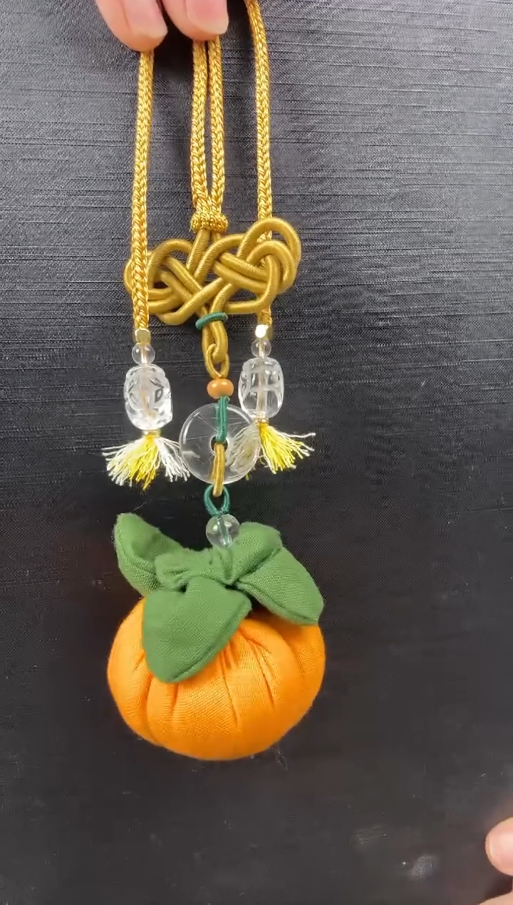 未镶嵌车挂水晶天然