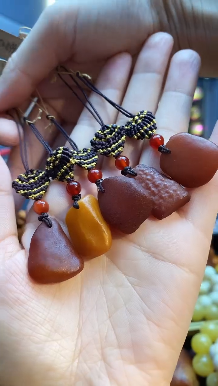 琥珀颈饰未镶嵌挂件（多样性发其一）