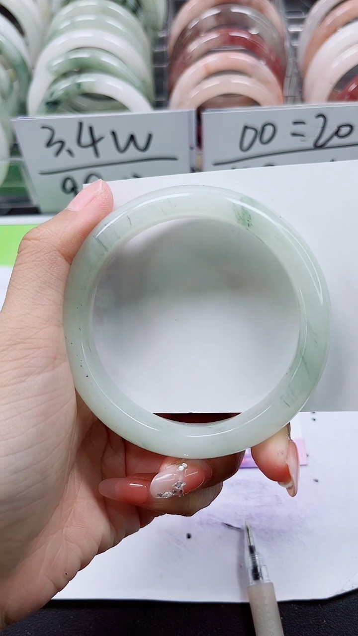 【闪购商品】石英质玉手镯未镶嵌A230-58/59