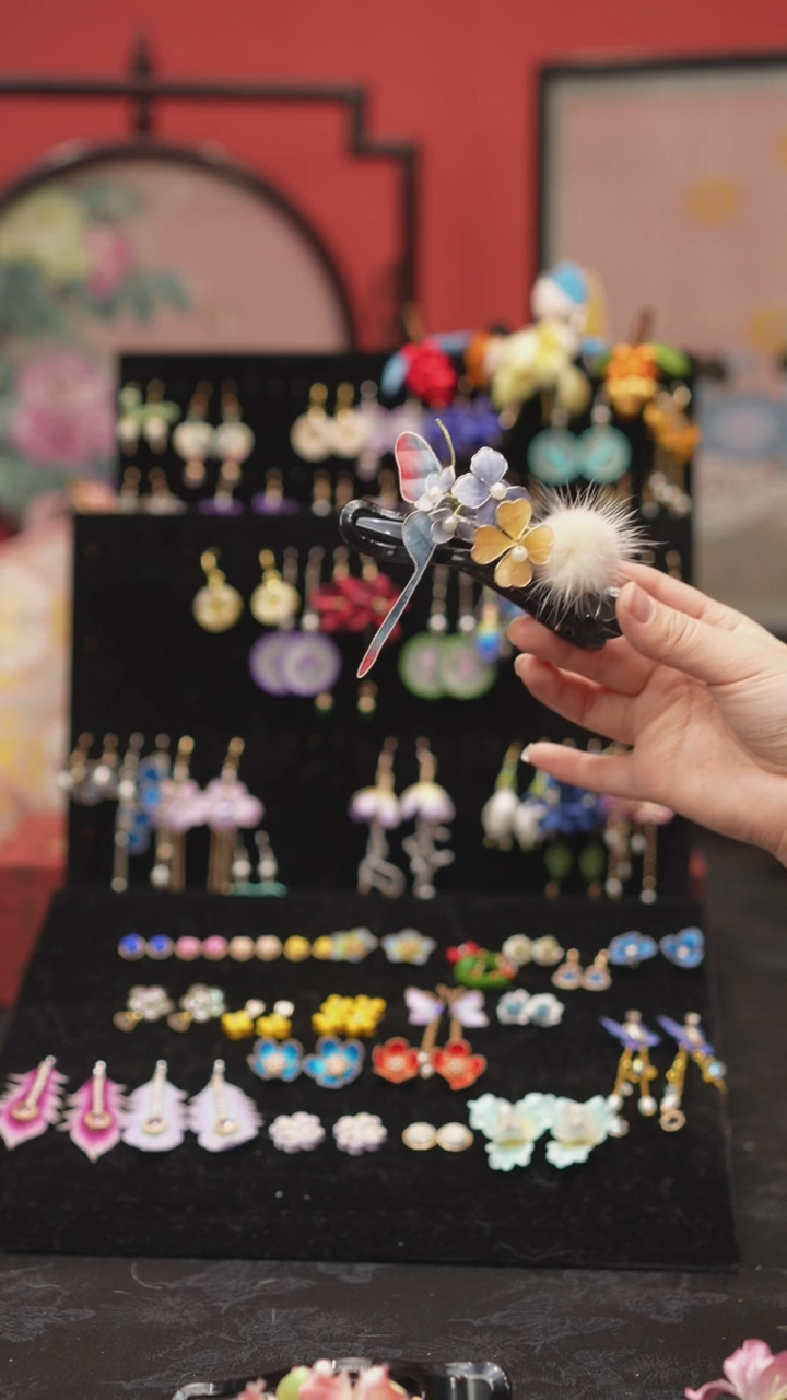 刺绣_****.非遗绒花手工饰品