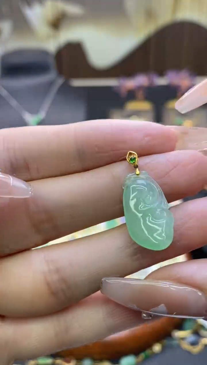 【闪购商品】翡翠颈饰18K金镶嵌净货12374