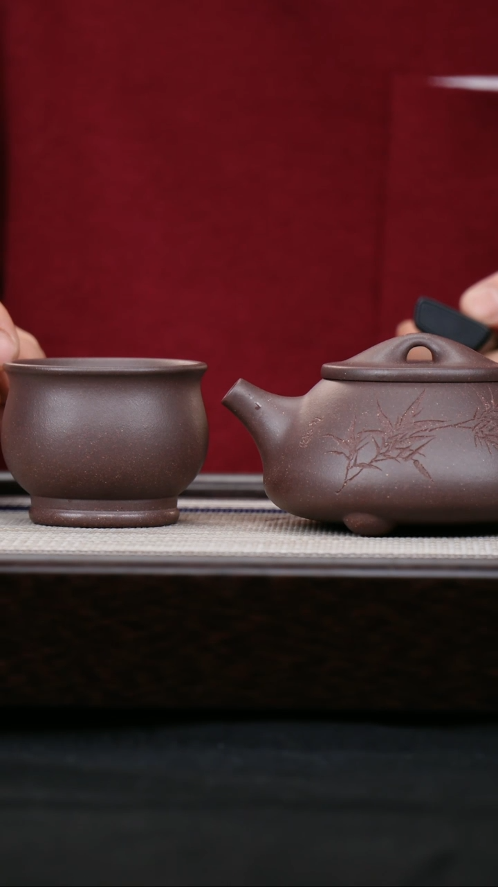 【闪购商品】紫砂茶壶景州刻绘竹加将军杯