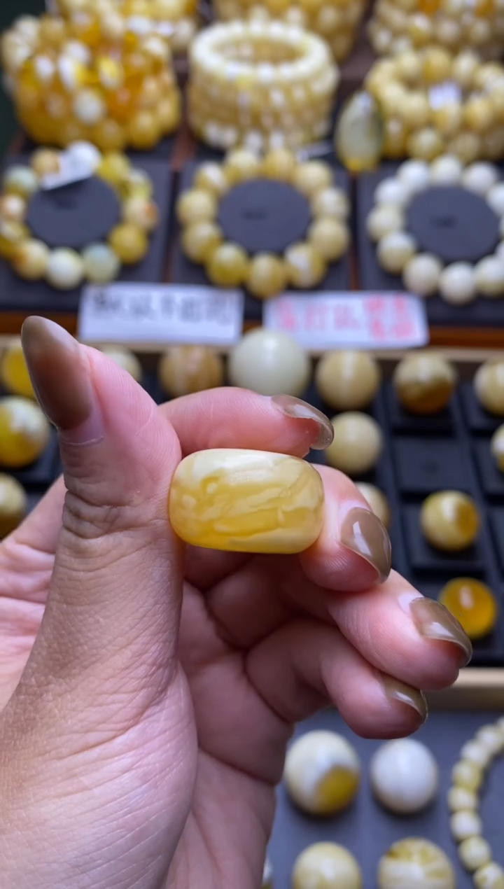 【闪购商品】琥珀裸石未镶嵌大小姐珠宝严选91