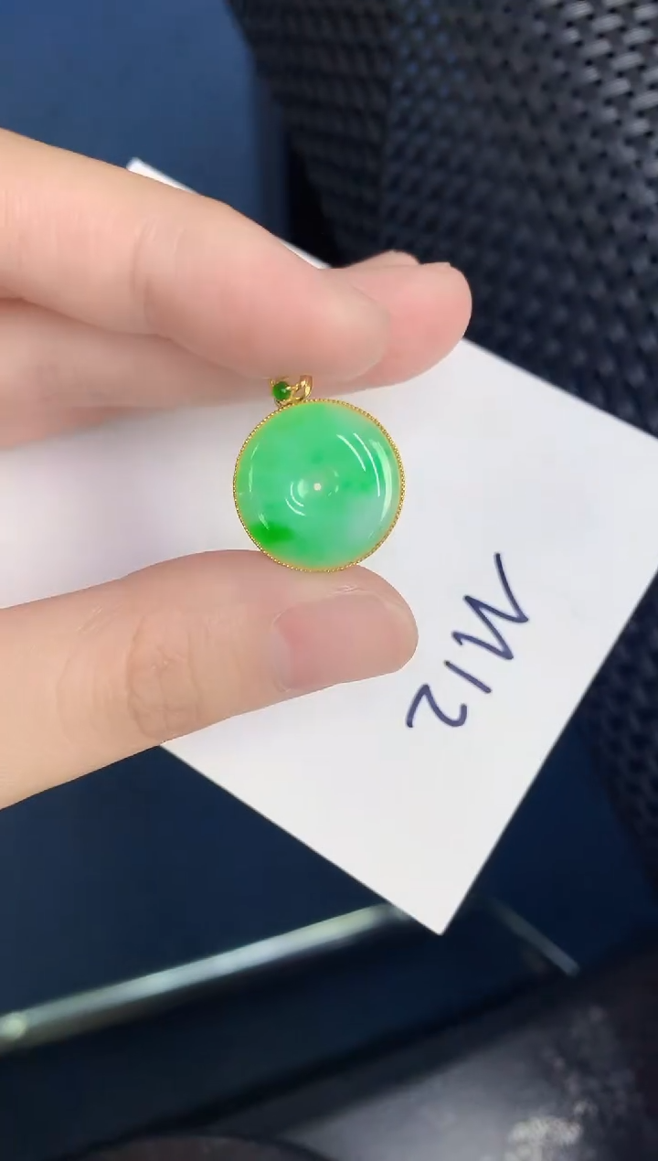 【闪购商品】翡翠颈饰18K金镶嵌000000000