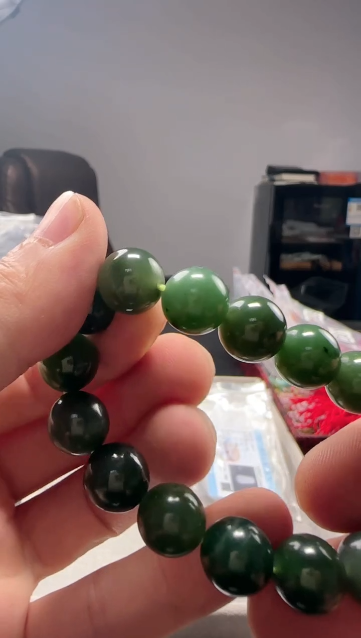 和田玉未镶嵌颈饰1