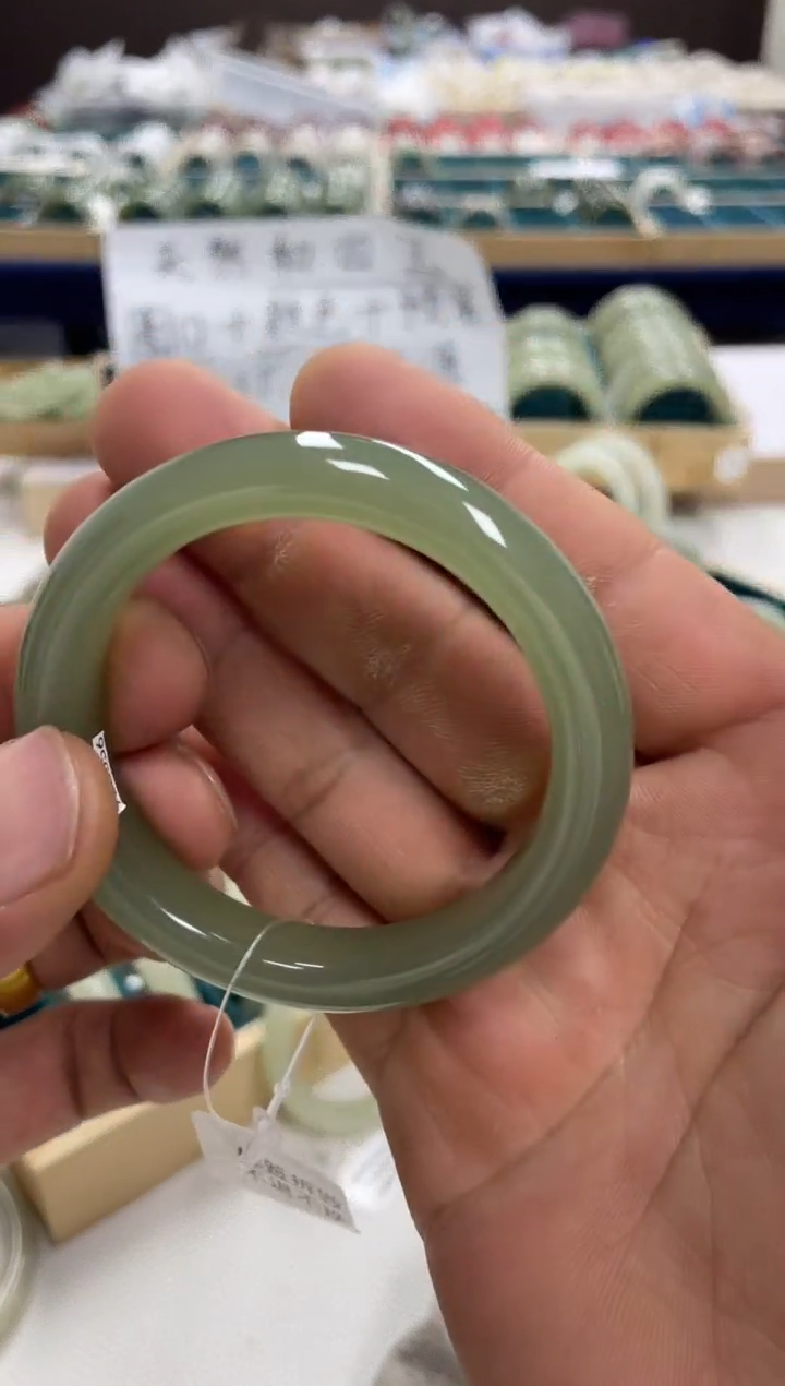 未镶嵌手镯和田玉G****️和田玉手镯200088