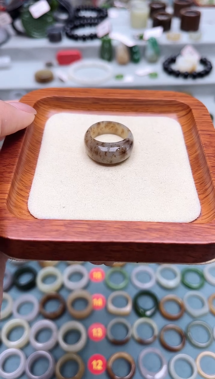 【闪购商品】和田玉未镶嵌戒指17号