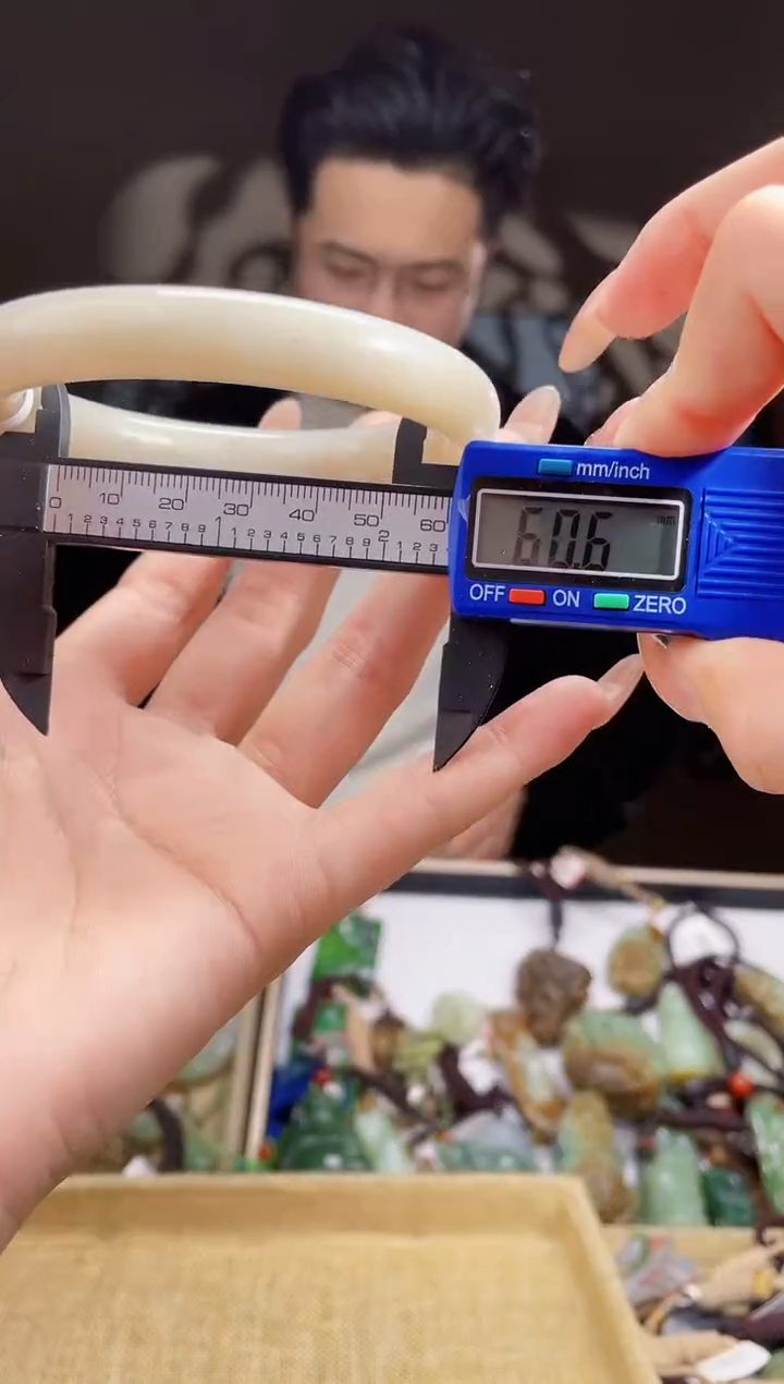 【闪购商品】和田玉颈饰未镶嵌拍一发一