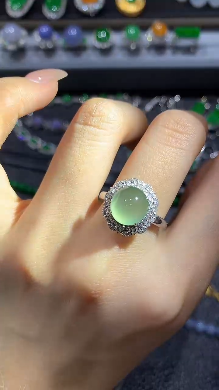 【闪购商品】翡翠戒指18K金镶嵌3团购