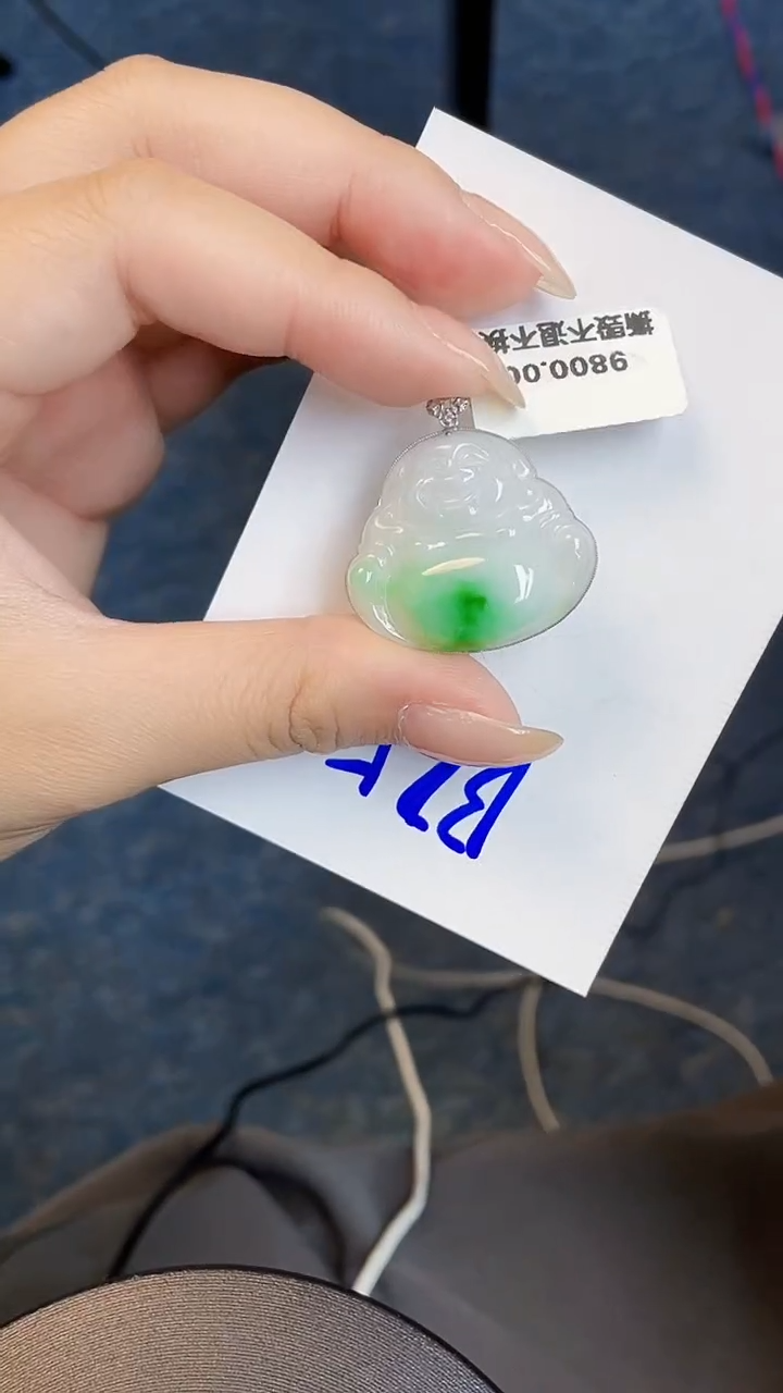 【闪购商品】翡翠颈饰未镶嵌00000000