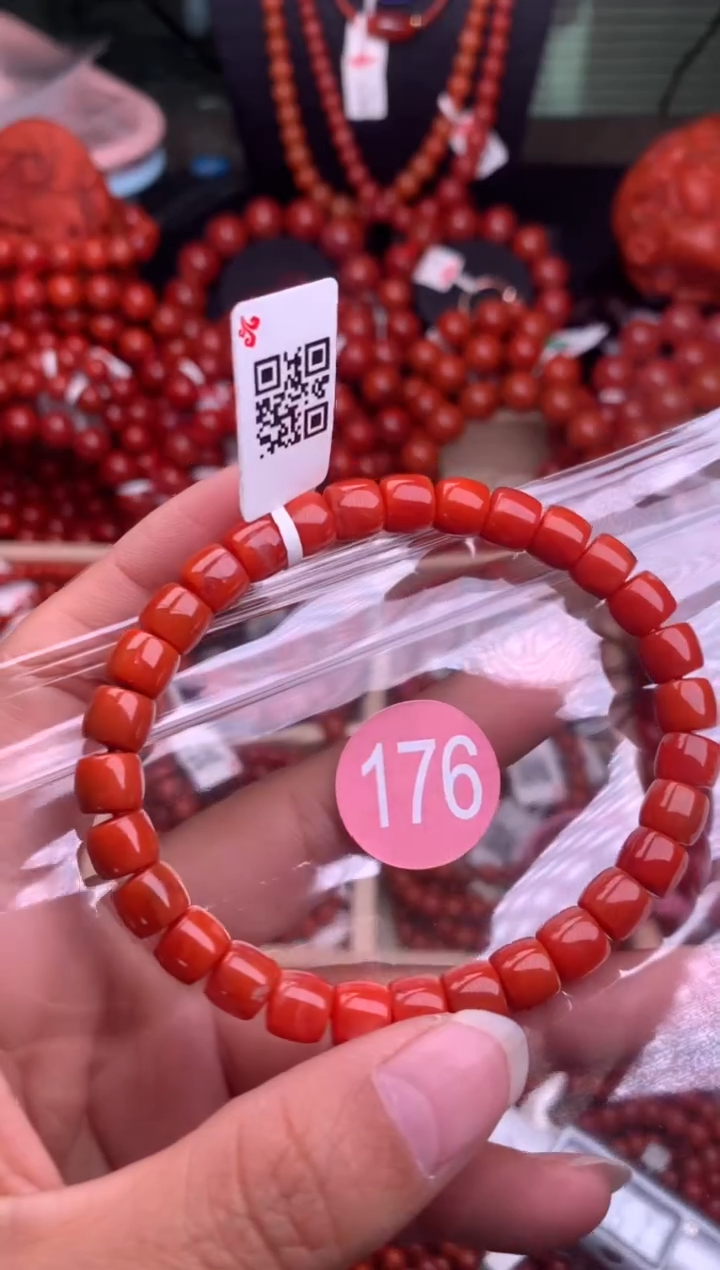【闪购商品】南红玛瑙珠宝奇石未镶嵌176-9
