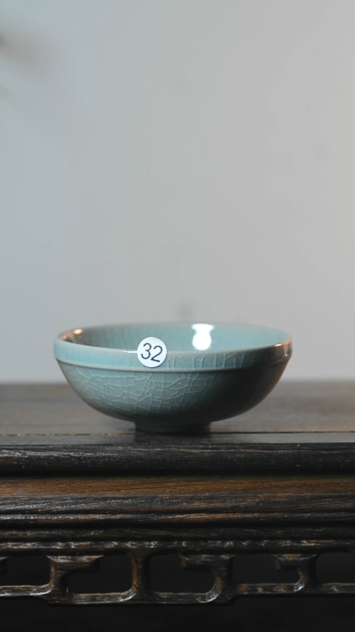 32号微瑕手工普洱杯清凉寺汝瓷