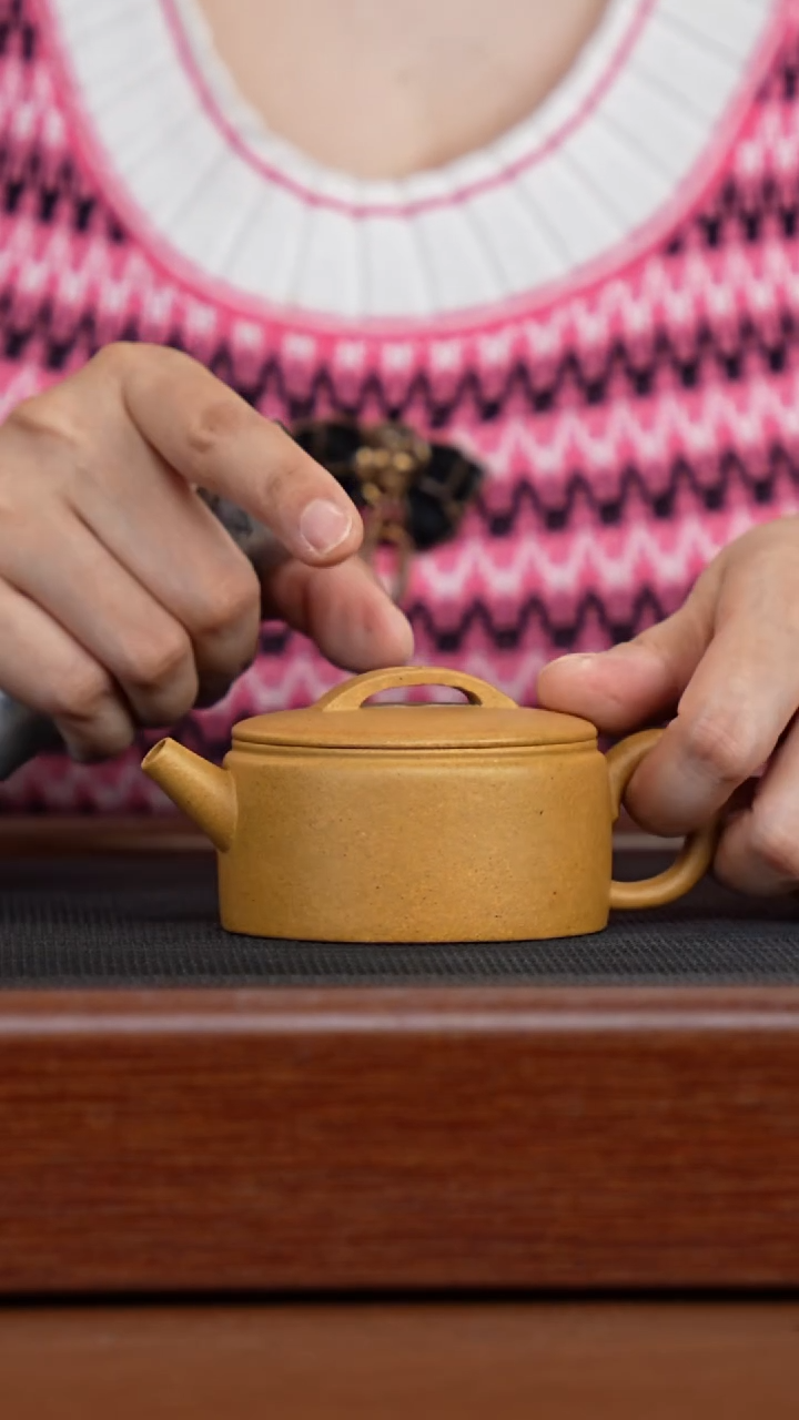 茶壶紫砂微瑕黄金段小汉瓦