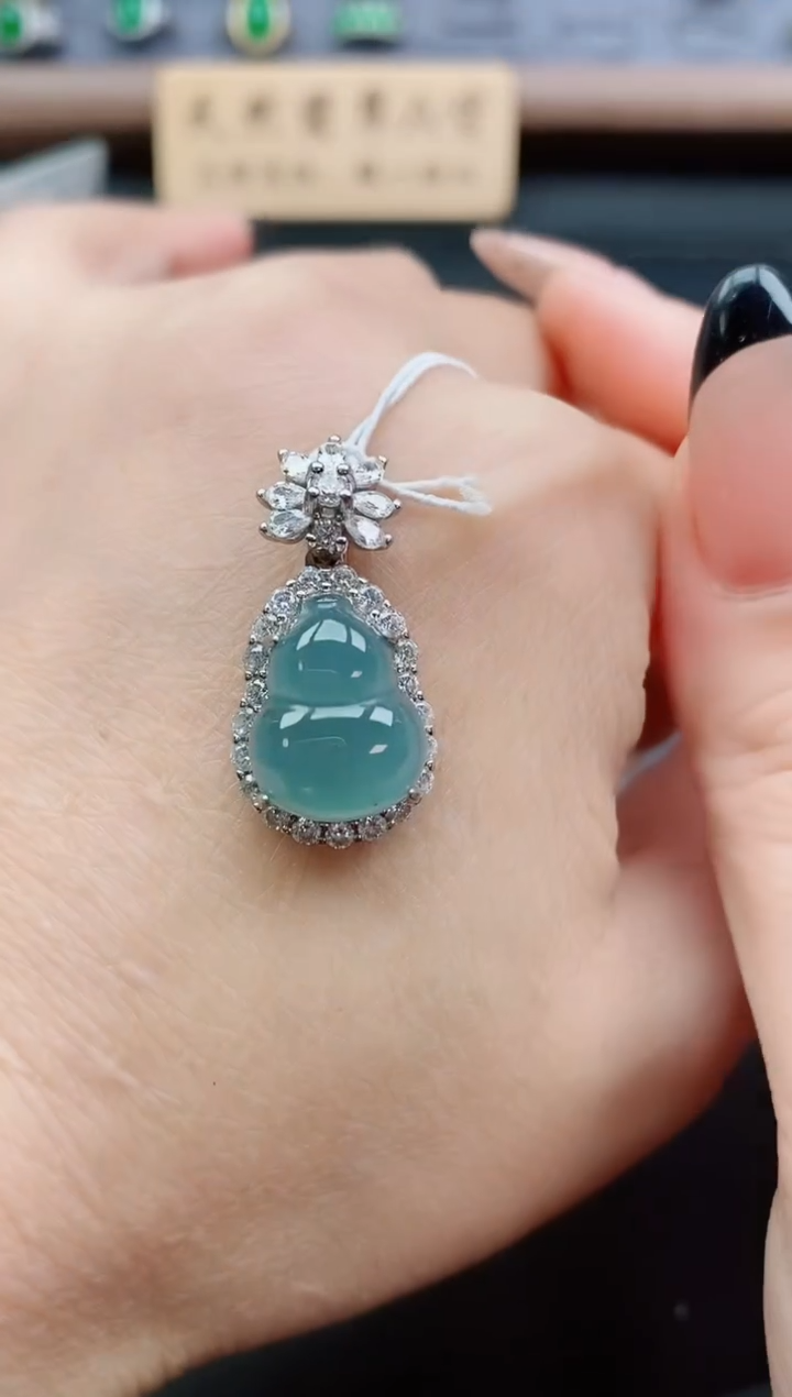吊坠(赠链)银S925镶嵌翡翠1