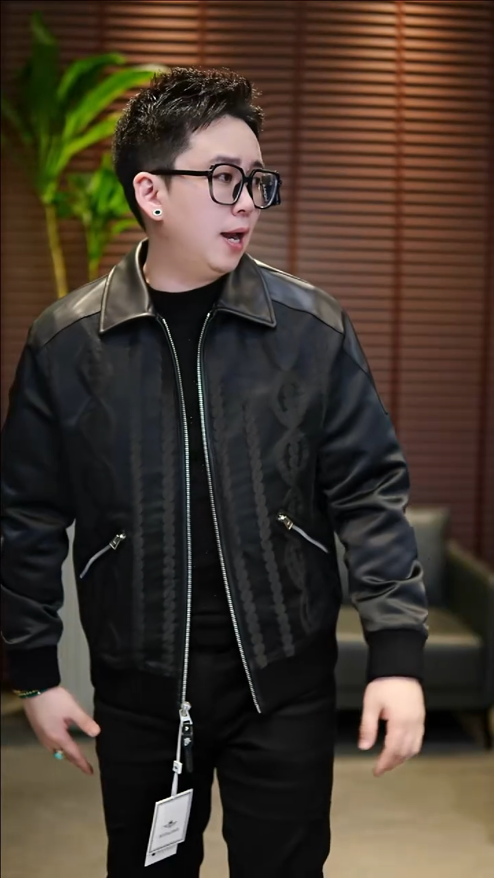 幻****554码 拼皮夹棉夹克8092