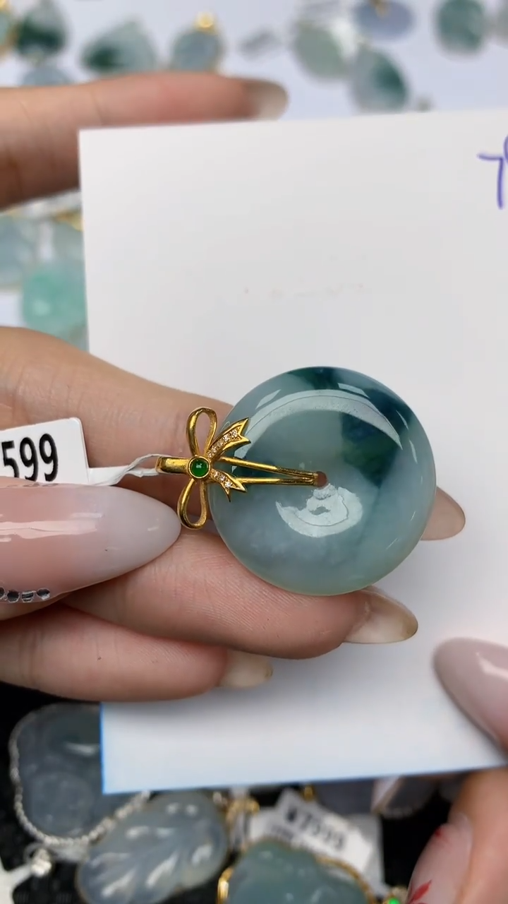 【闪购商品】翡翠颈饰18K金镶嵌天然翡翠A货 78