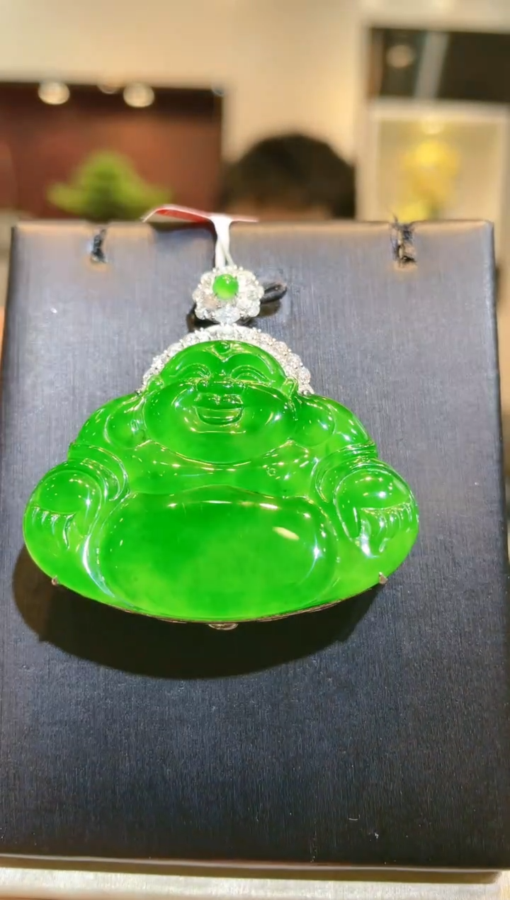 【闪购商品】翡翠颈饰18K金镶嵌A47天然A货翡翠吊坠