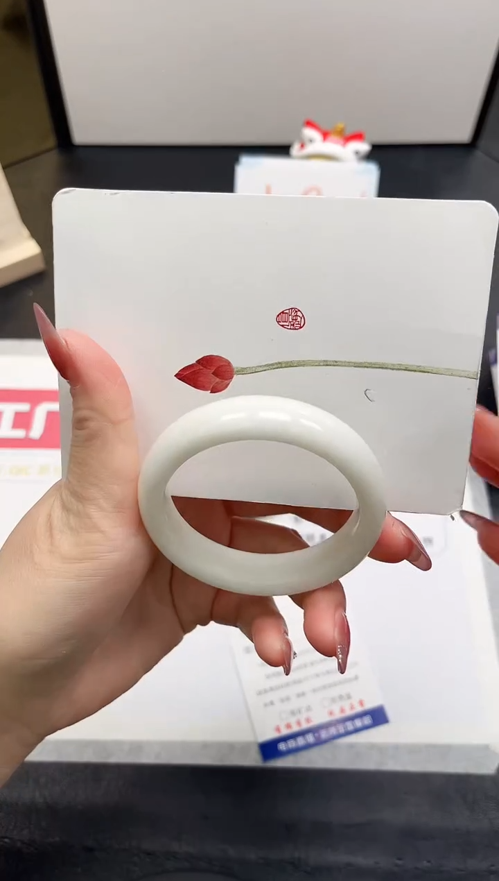 【闪购商品】和田玉手镯未镶嵌162-52