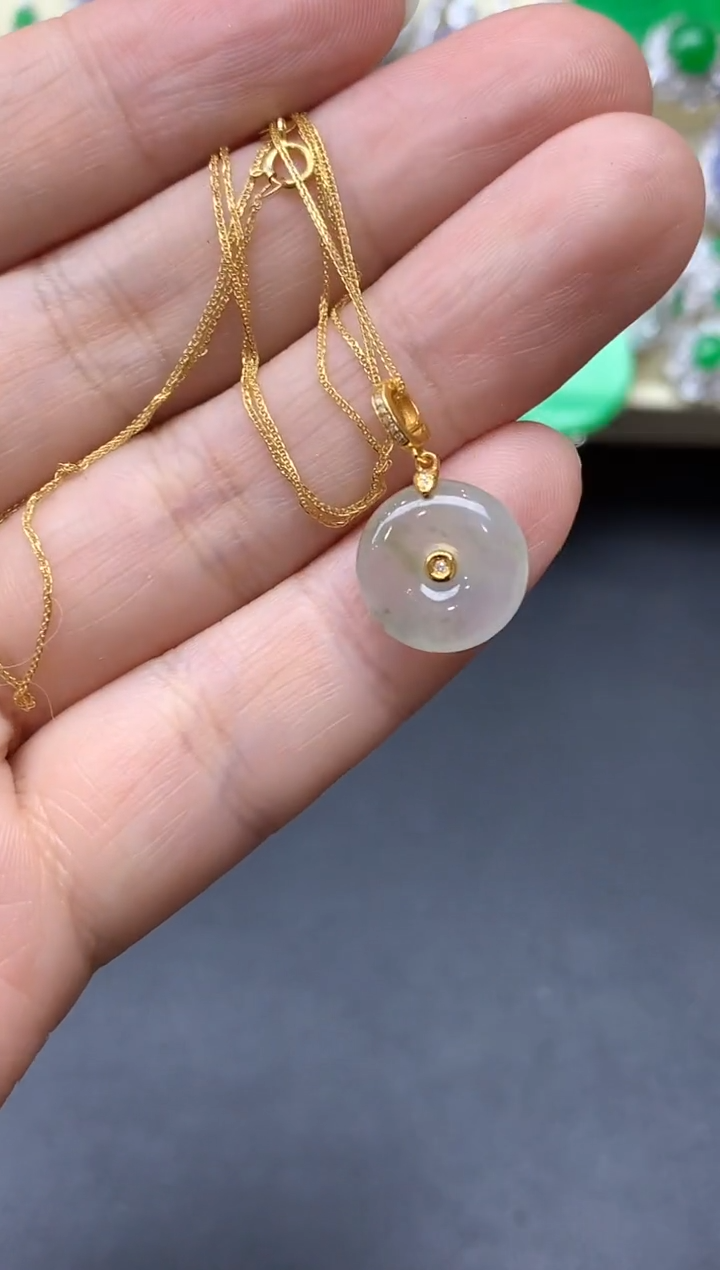 颈饰18K金镶嵌翡翠240-中国好珍宝