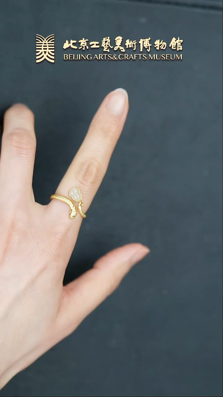 【闪购商品】和田玉戒指银S925镶嵌B0219GMD226蛇戒