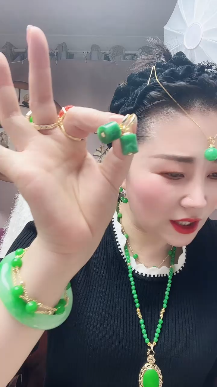 【闪购商品】翡翠耳饰银S925镶嵌088号