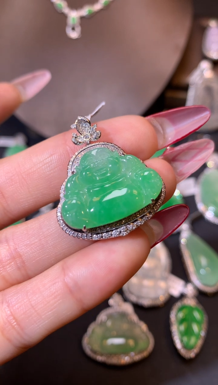 【闪购商品】翡翠吊坠(不含链)18K金镶嵌吊坠