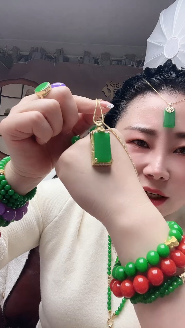 【闪购商品】翡翠颈饰14K金镶嵌S1号