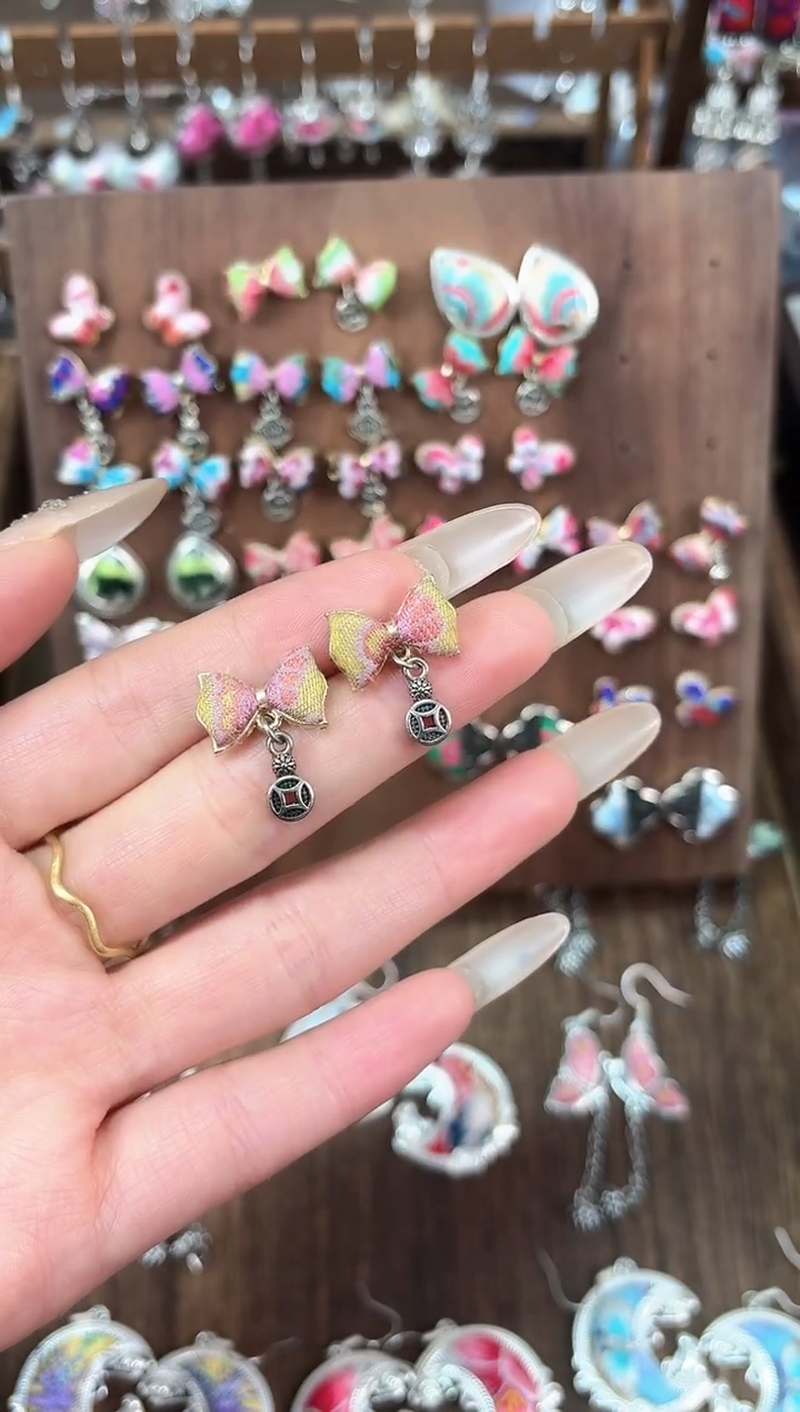 织绣民族风非遗老绣苗银饰品277