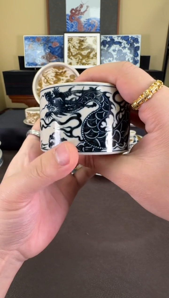 【闪购商品】瓷片二号釉1351龙纹扳指杯