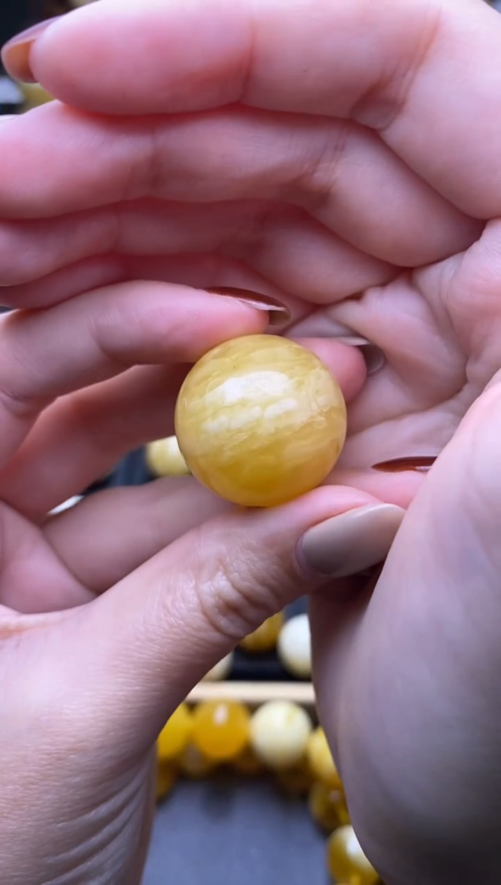 【闪购商品】琥珀裸石未镶嵌 大小姐珠宝严选38