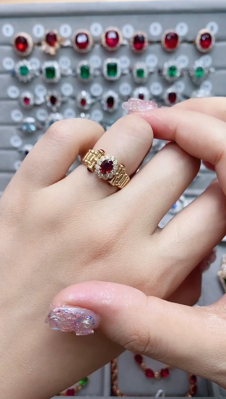 【闪购商品】红宝石戒指18K金镶嵌·