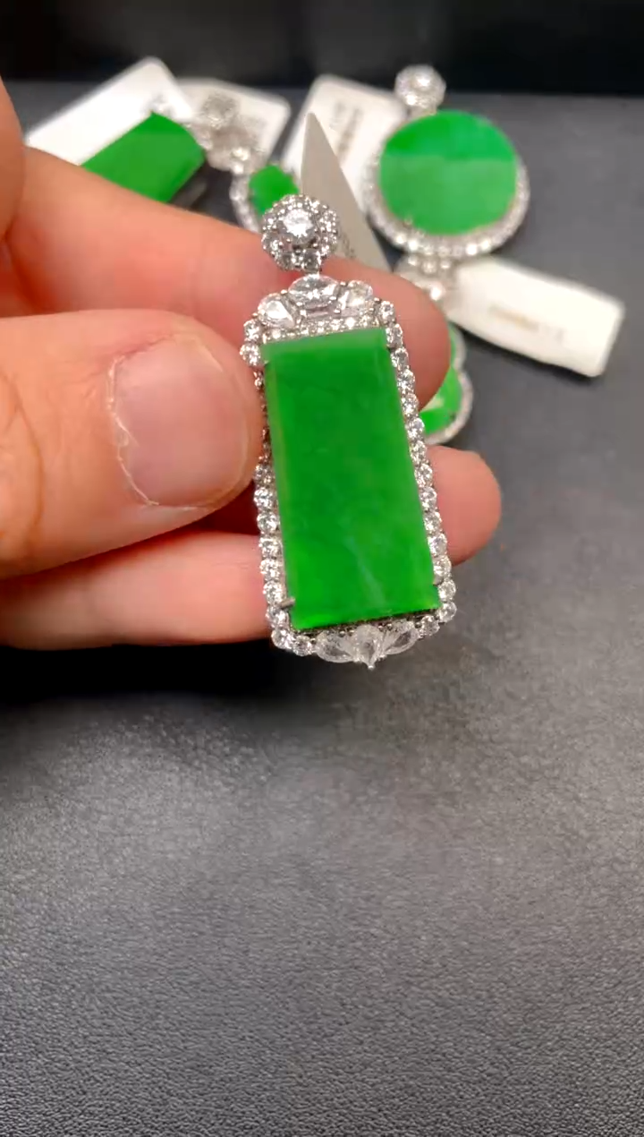 吊坠(不含链)银S925镶嵌翡翠吊坠