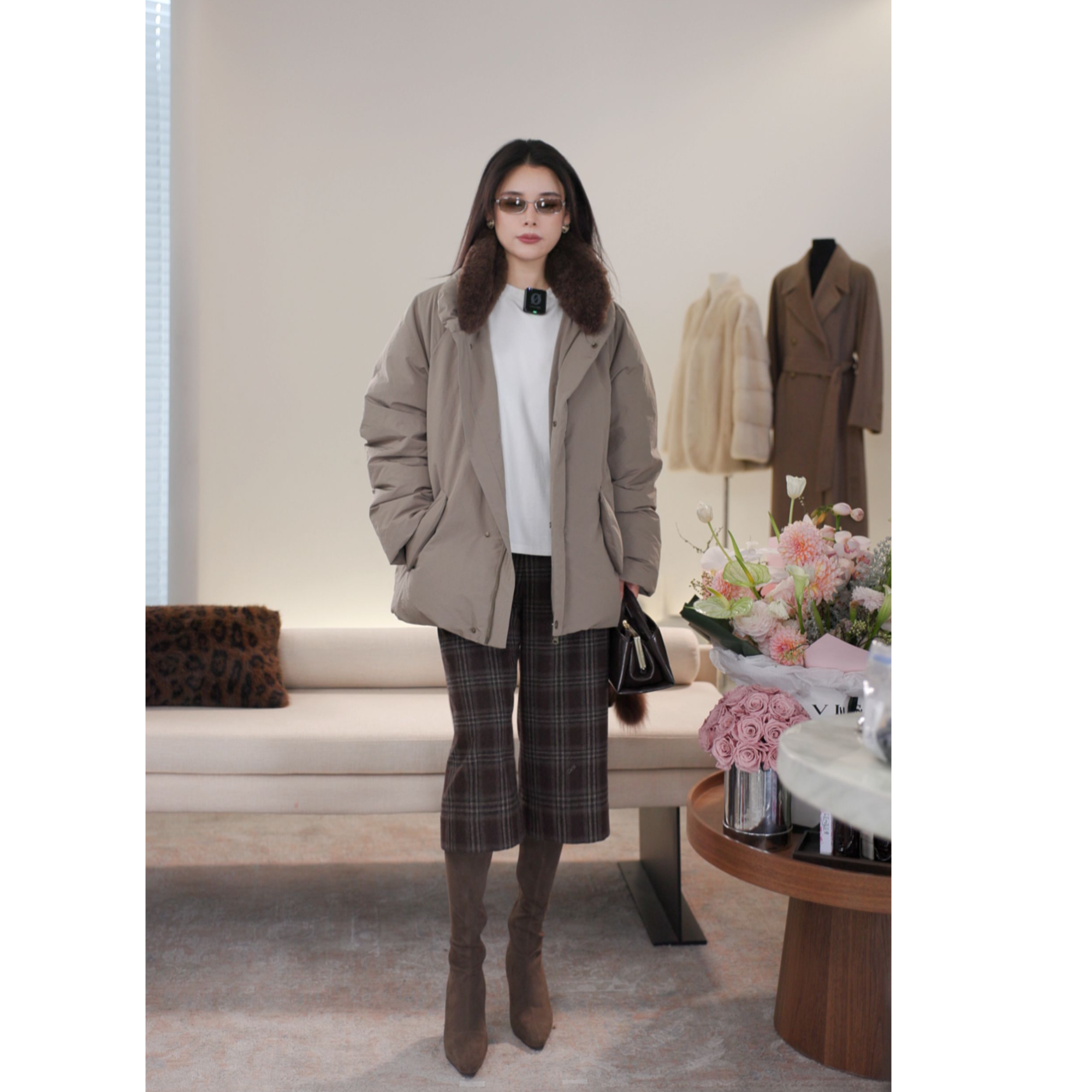 LYNEE【金标 老钱新贵】羽绒外套（毛领可拆）LGD2FAQ018