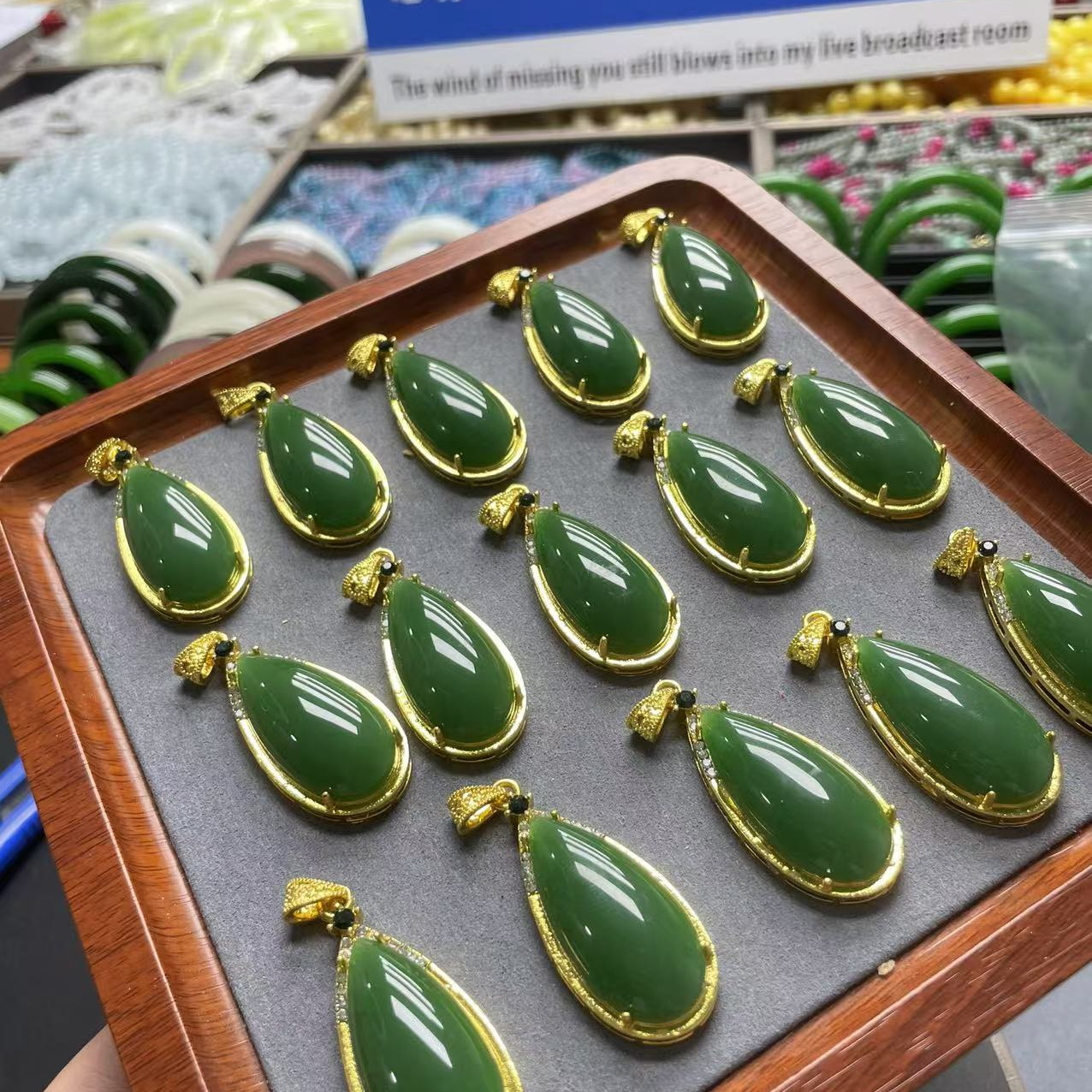 和田玉水滴吊坠 赠链