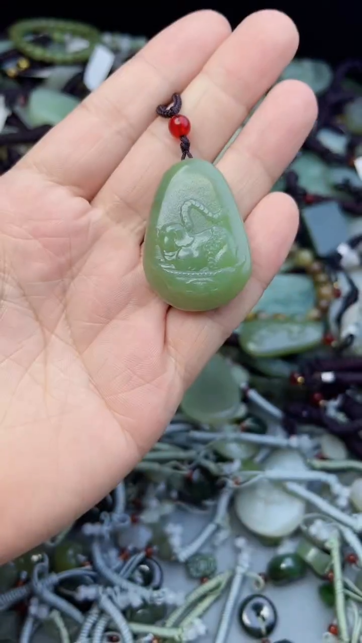 颈饰未镶嵌和田玉多样性发货   拍一发一